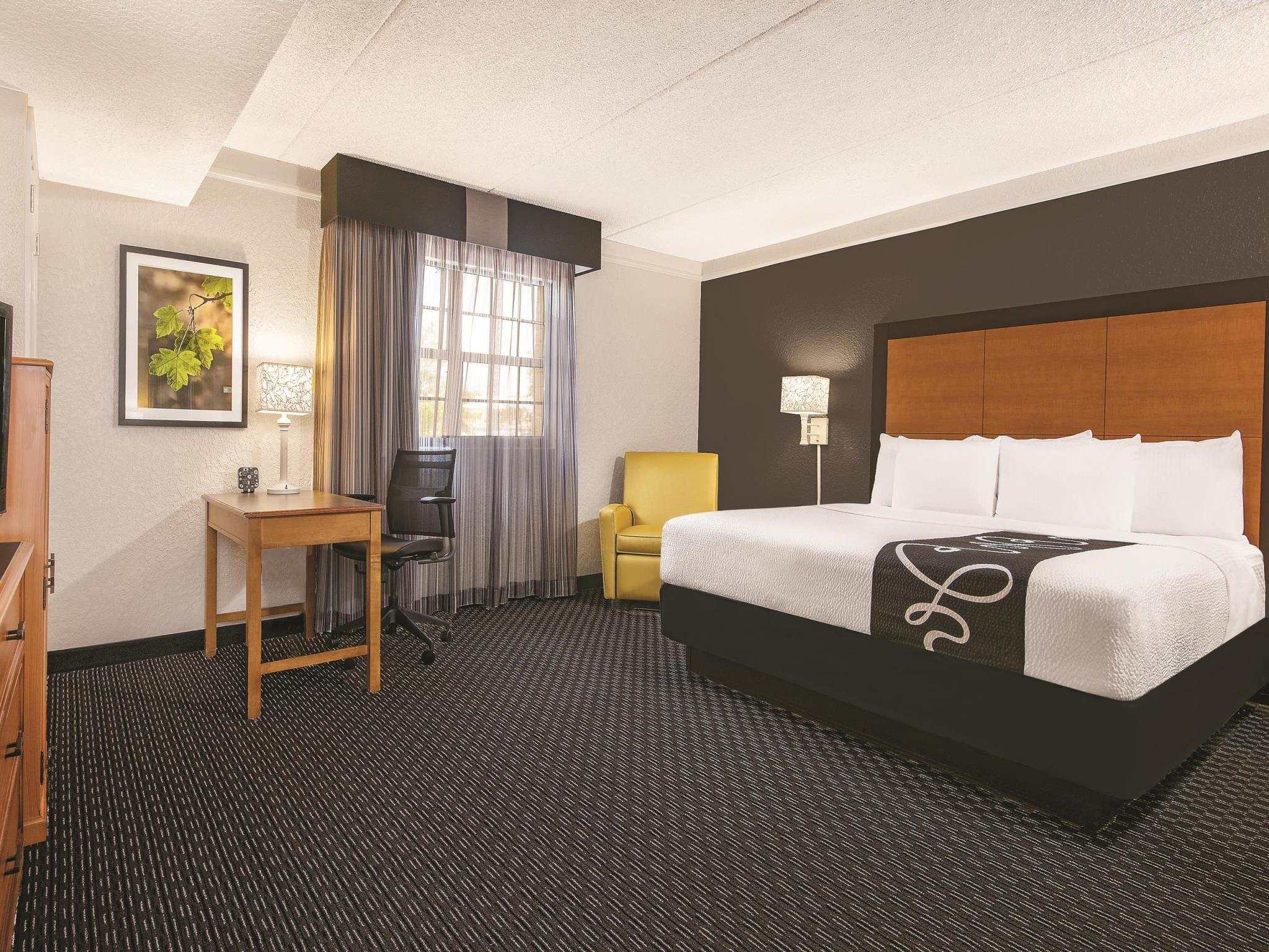 Hotel Super 8 By Wyndham The Woodlands North Exterior foto